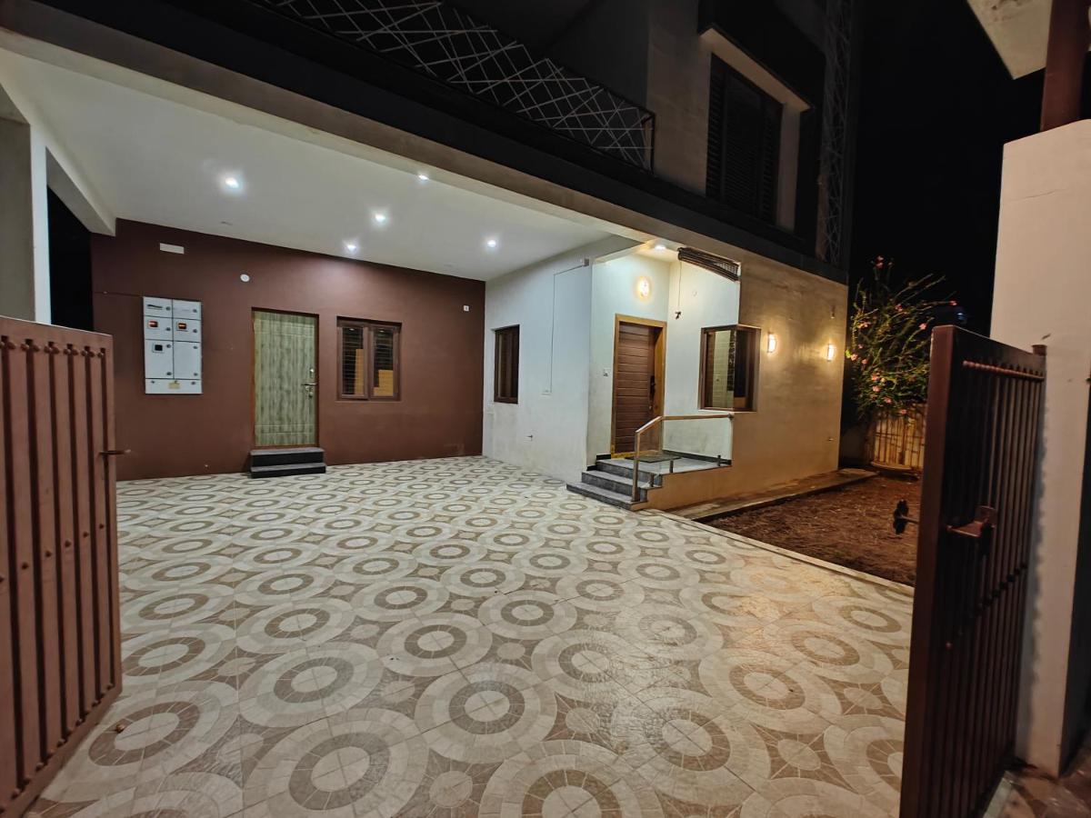 Beautiful 4Bhk Duplex Villa مَسّور المظهر الخارجي الصورة