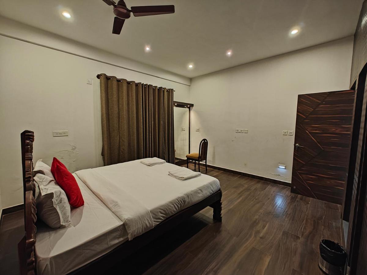 Beautiful 4Bhk Duplex Villa مَسّور المظهر الخارجي الصورة
