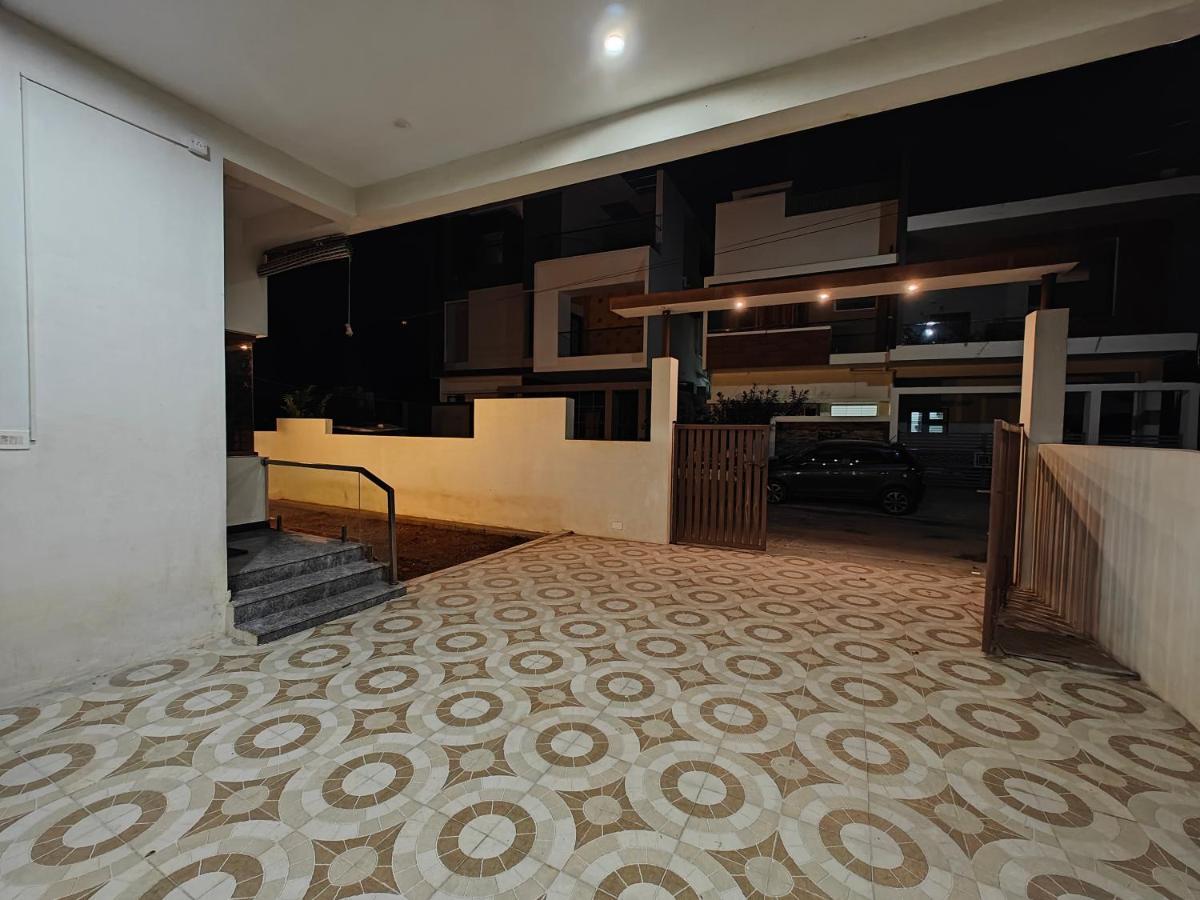 Beautiful 4Bhk Duplex Villa مَسّور المظهر الخارجي الصورة